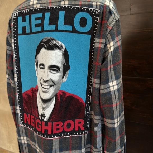 Mr. Roger's Gray Plaid Flannel Shacket Size XL - Picture 2 of 6